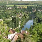 A Deux Pas De St Cirq Lapopie, La Du 